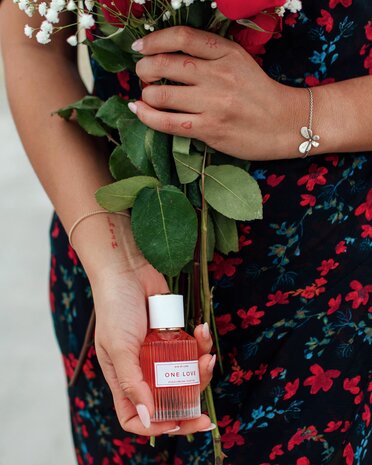 One Love Parfum – Feromonen Spray met Androstenol voor Vrouwen